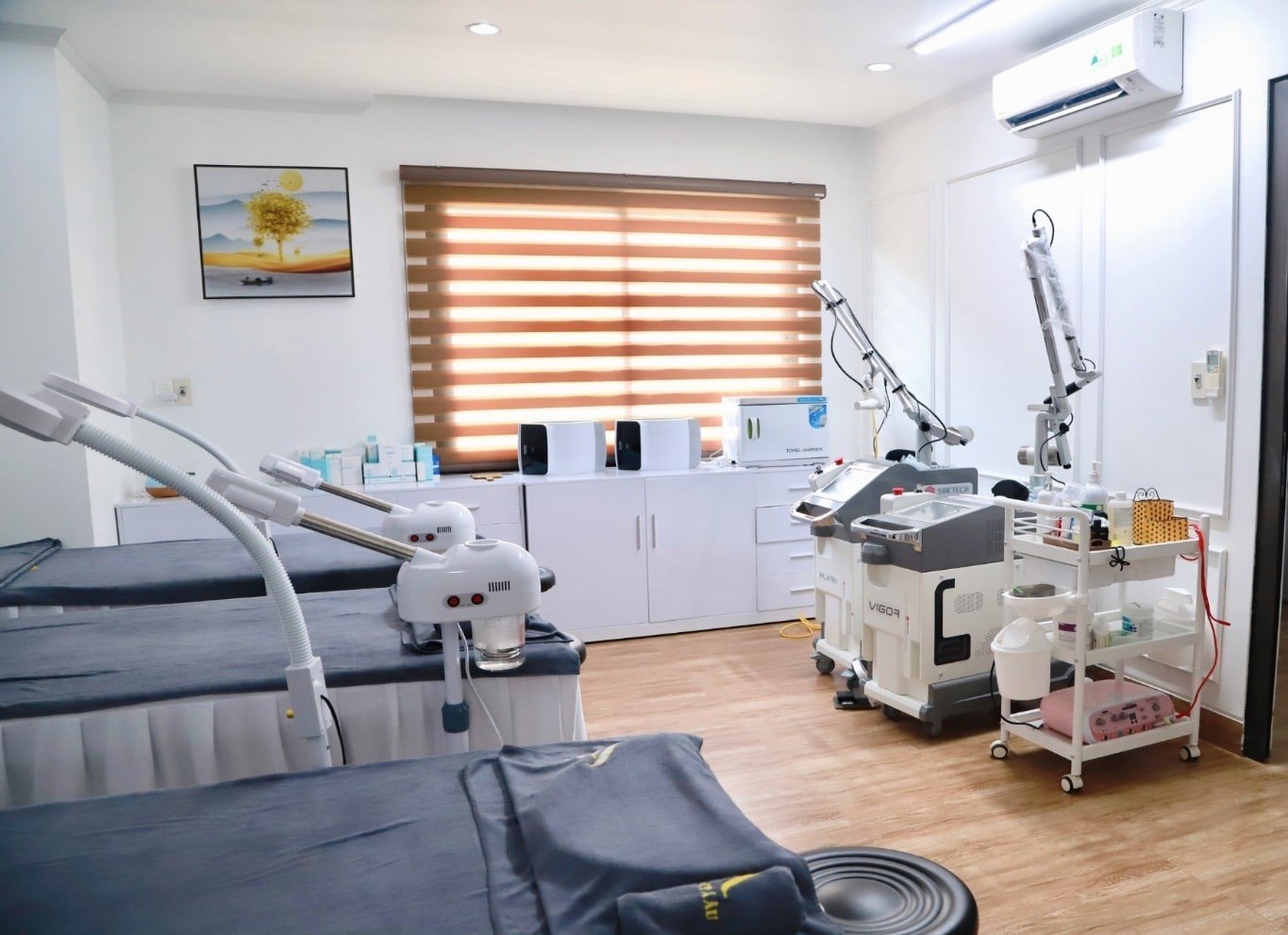 Hệ thống trang thiết bị đời mới tại Viện thẩm mỹ Á Âu
